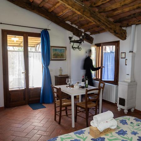 סוברטו Agriturismo Colle Vento חדר תמונה